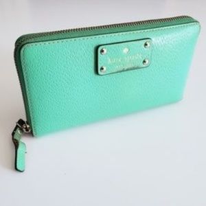Kate Spade Wellesley  Neda Wallet